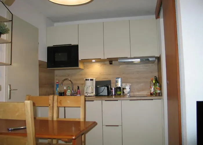 Confortable à Avec Tv Et Wifi - Fr-1-351-274